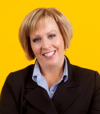 Portrait of Sandy Dotson, Broker/Agent.